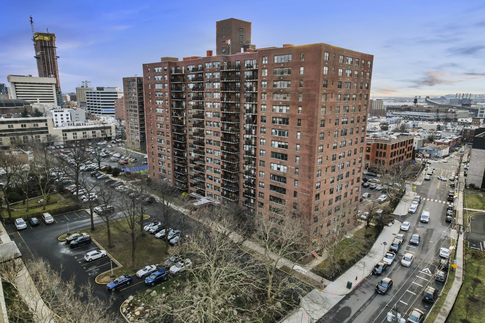 # 240019511 - For Rent in JERSEY CITY - Journal Square NJ