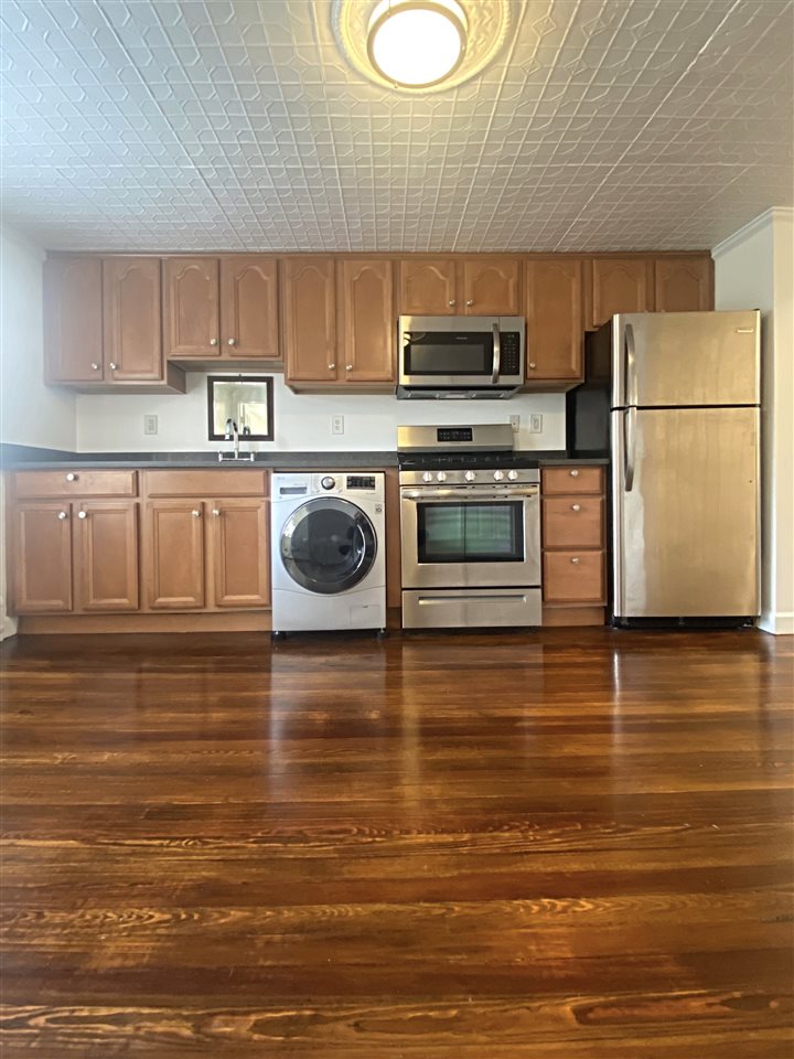 # 240019704 - For Rent in JERSEY CITY - Downtown NJ