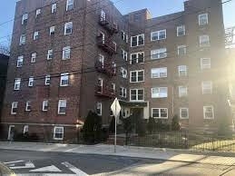 # 240019718 - For Rent in West New York NJ