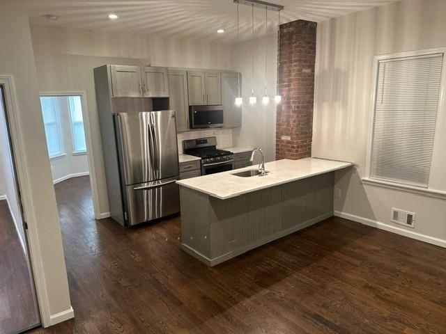 # 240019719 - For Rent in JERSEY CITY - Journal Square NJ