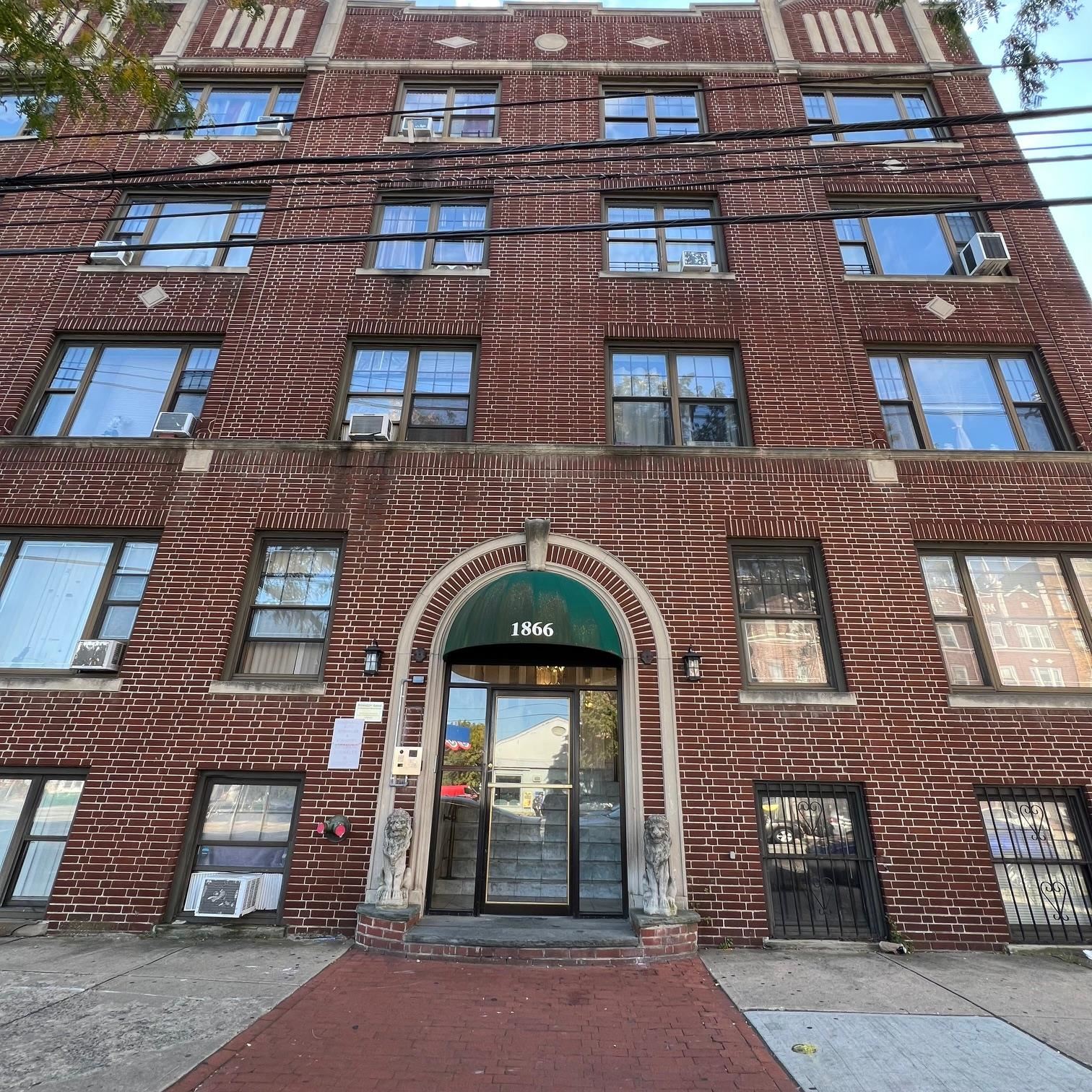 # 240019935 - For Rent in JERSEY CITY - Greenville NJ