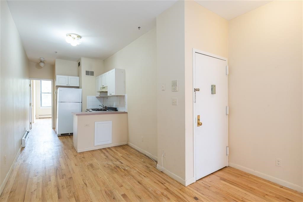 # 240019994 - For Rent in Hoboken NJ