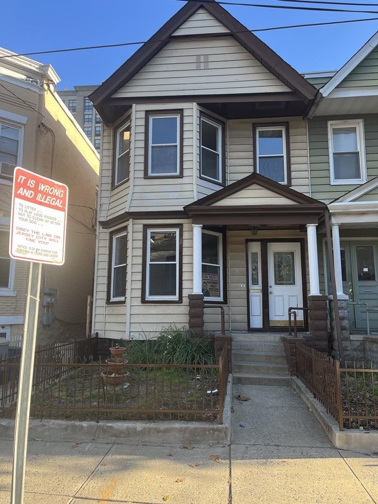 # 240020038 - For Rent in JERSEY CITY - Journal Square NJ