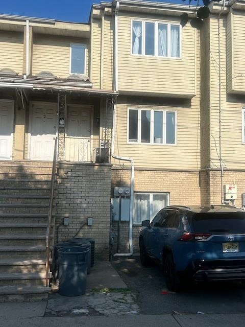 # 240020109 - For Rent in North Bergen NJ