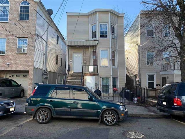 # 240020252 - For Rent in JERSEY CITY - Greenville NJ