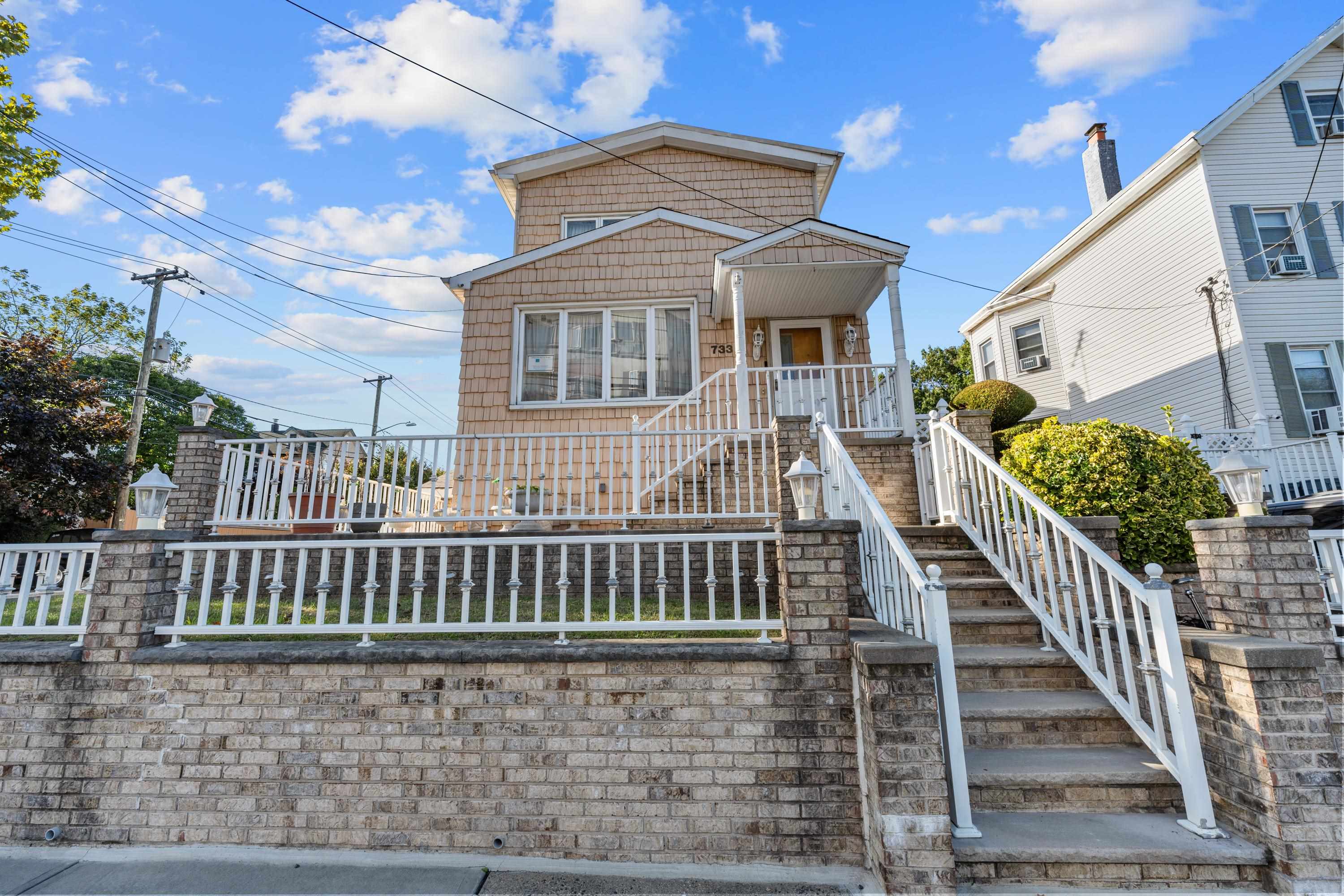 # 240020461 - For Rent in Bayonne NJ