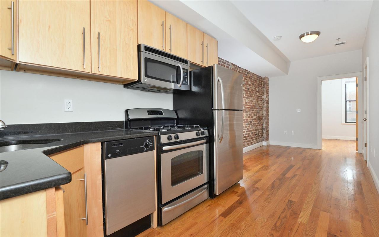 # 240020467 - For Rent in Hoboken NJ