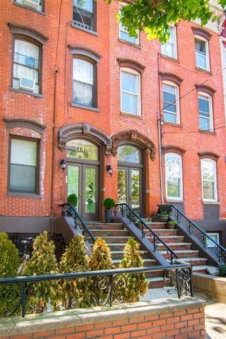 # 240020503 - For Rent in JERSEY CITY - Downtown NJ