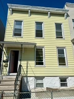 # 240020600 - For Rent in JERSEY CITY - Heights NJ