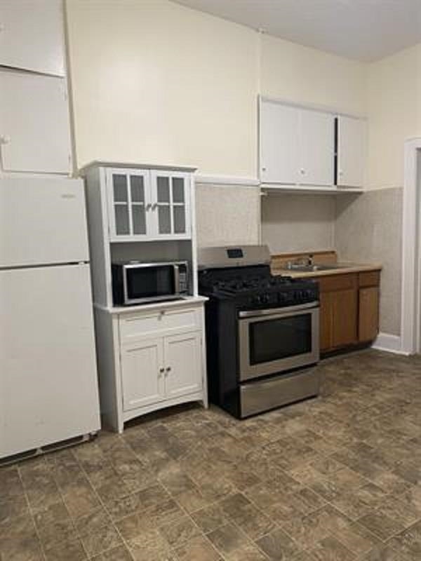 # 240020609 - For Rent in Union City NJ