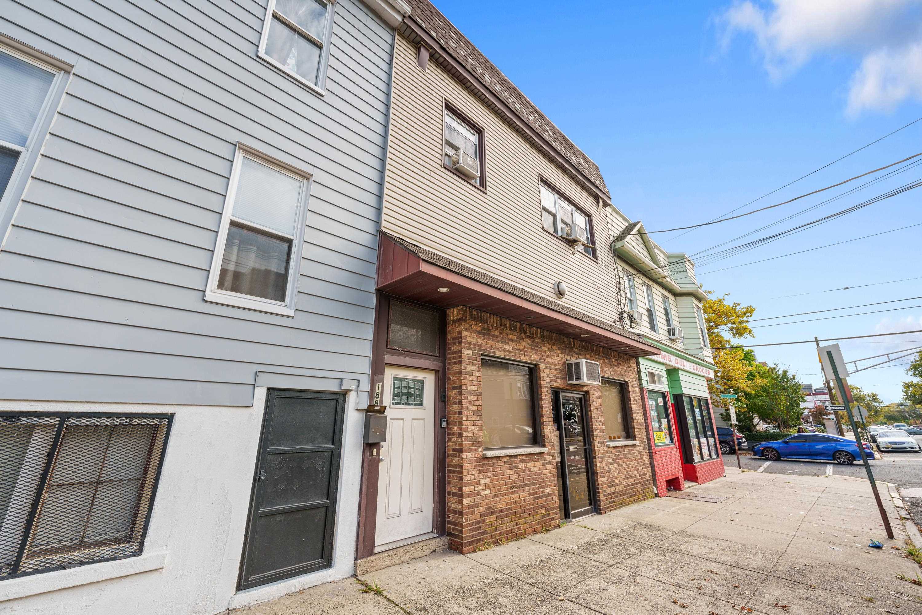 # 240020612 - For Rent in Bayonne NJ