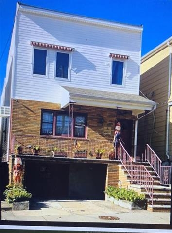 # 240020618 - For Rent in Bayonne NJ