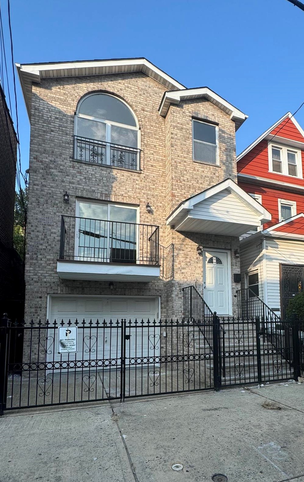 # 240020704 - For Rent in JERSEY CITY - Bergen-Lafayett NJ