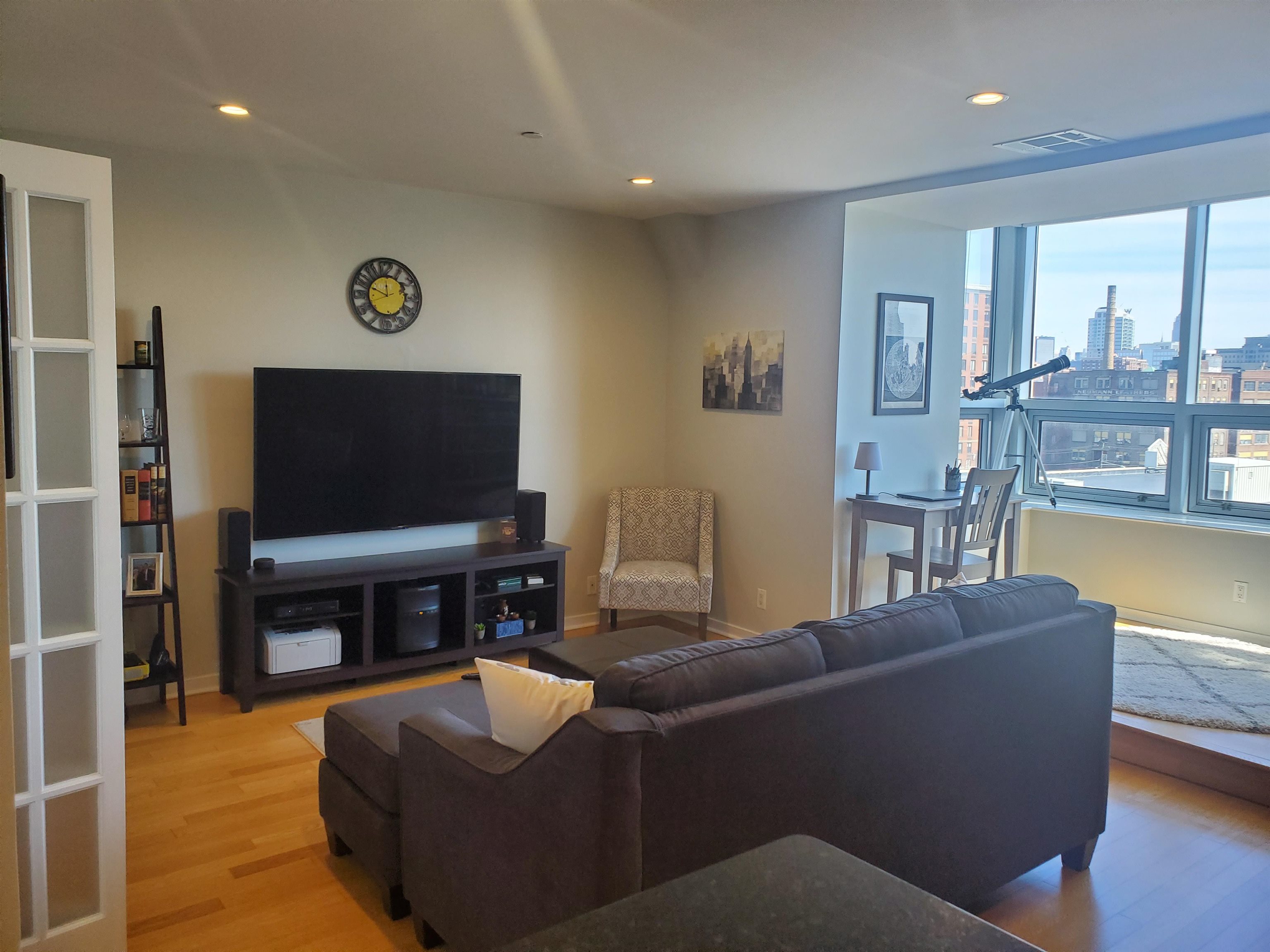 # 240020708 - For Rent in JERSEY CITY - Downtown NJ