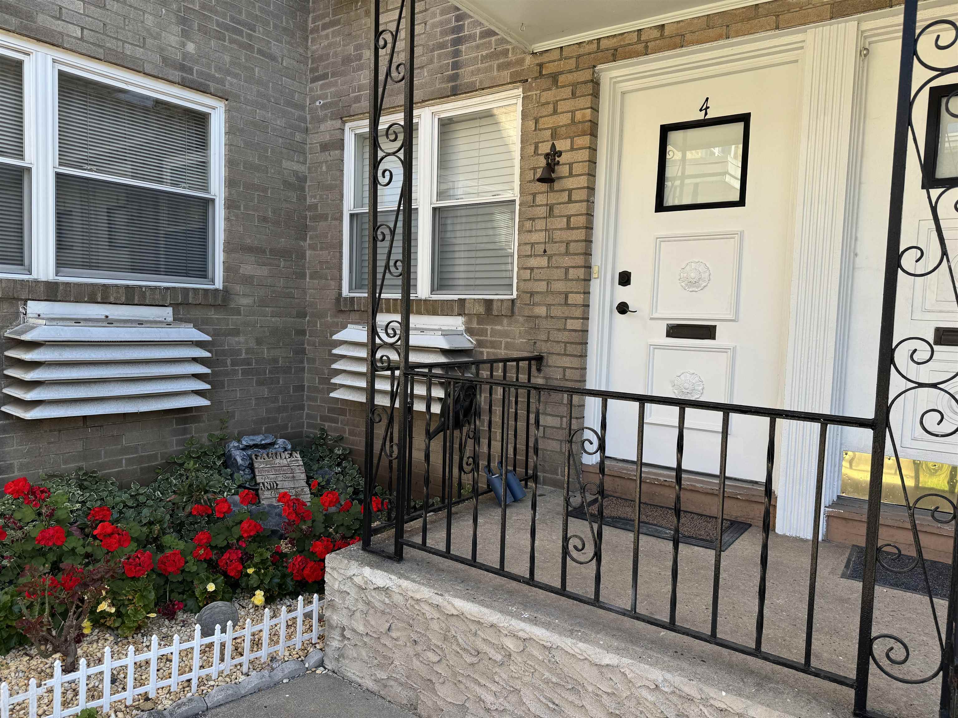 # 240020715 - For Rent in North Bergen NJ