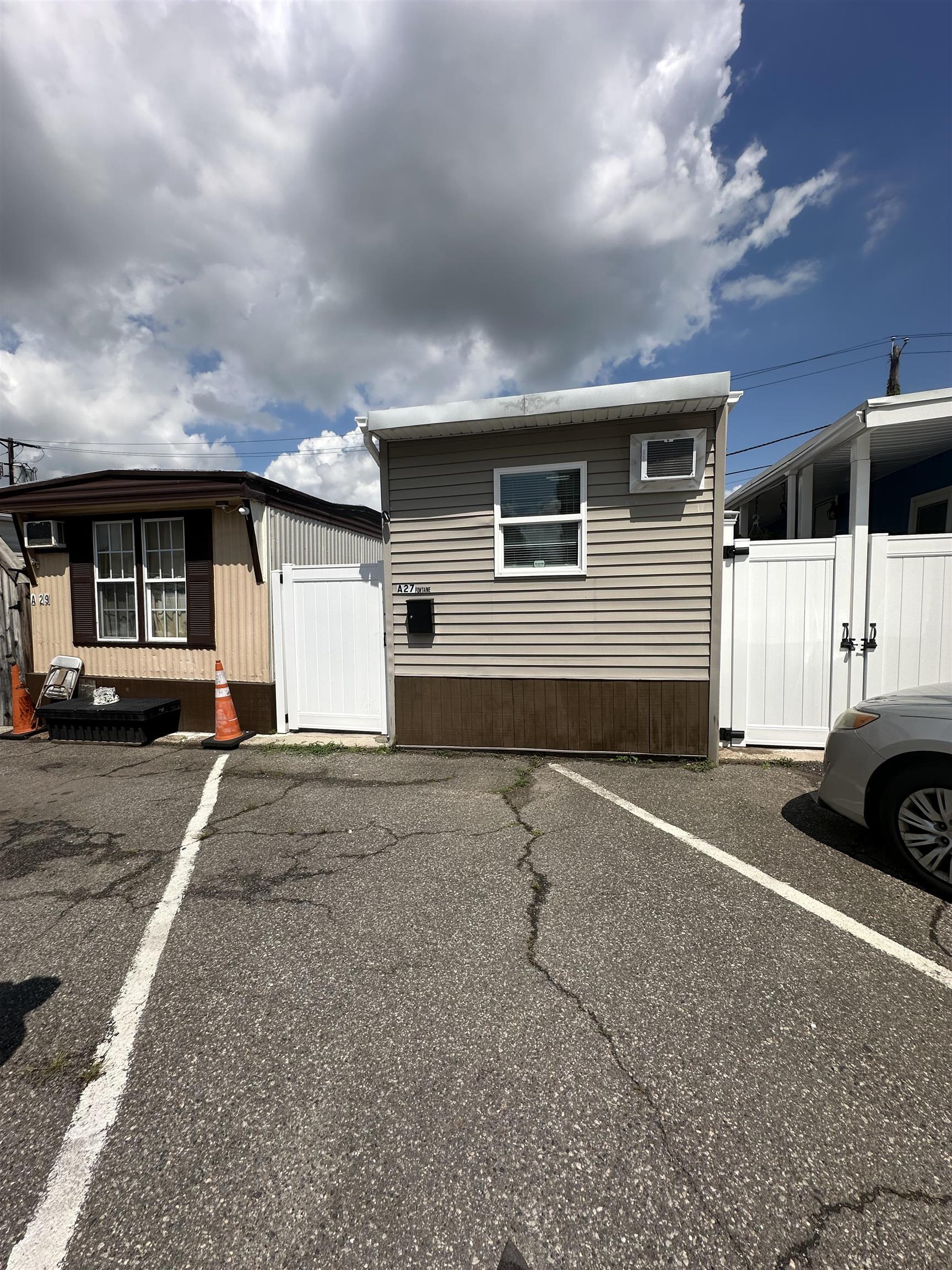 # 240020791 - For Rent in Bayonne NJ