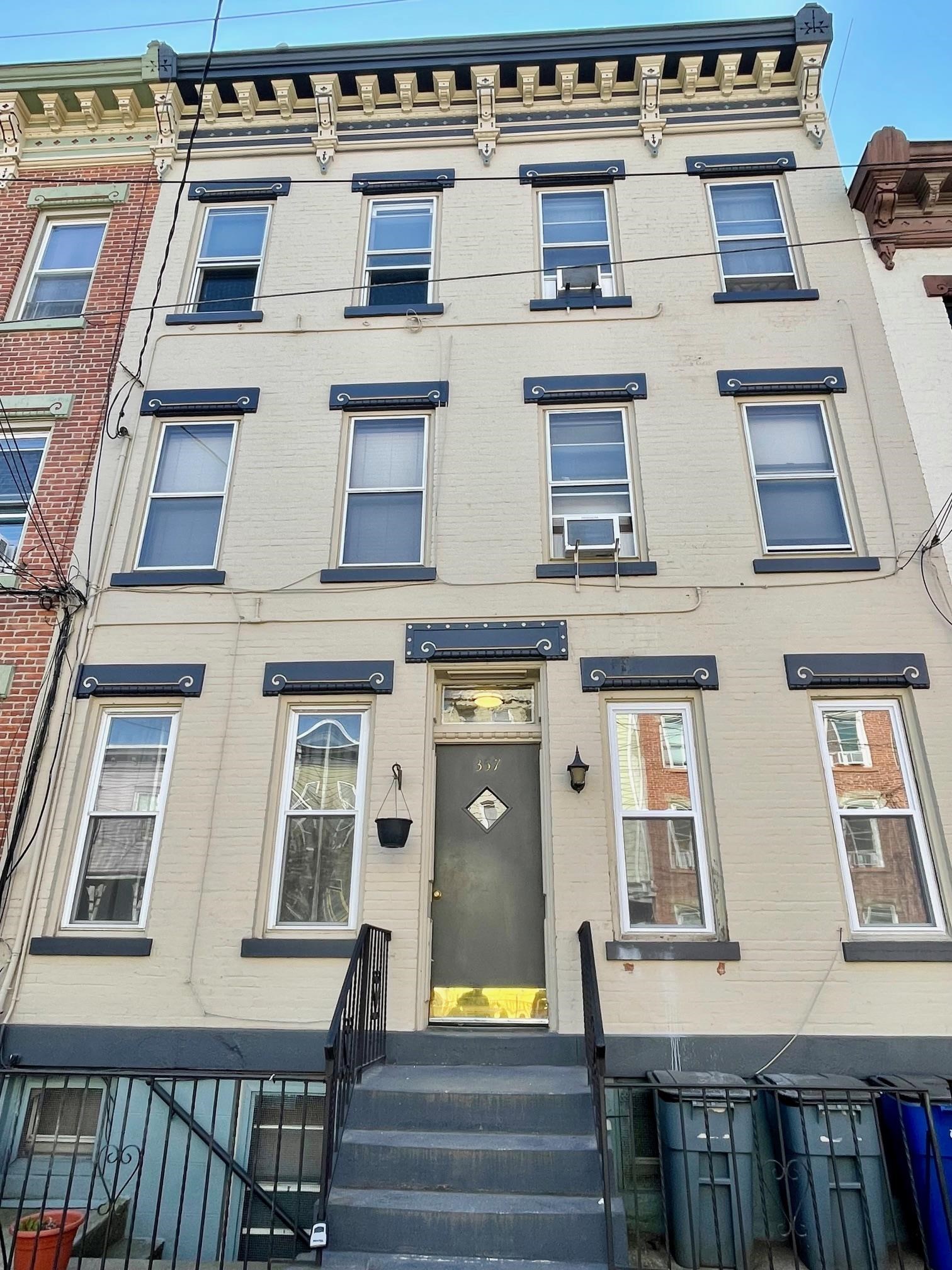 # 240020865 - For Rent in JERSEY CITY - Downtown NJ