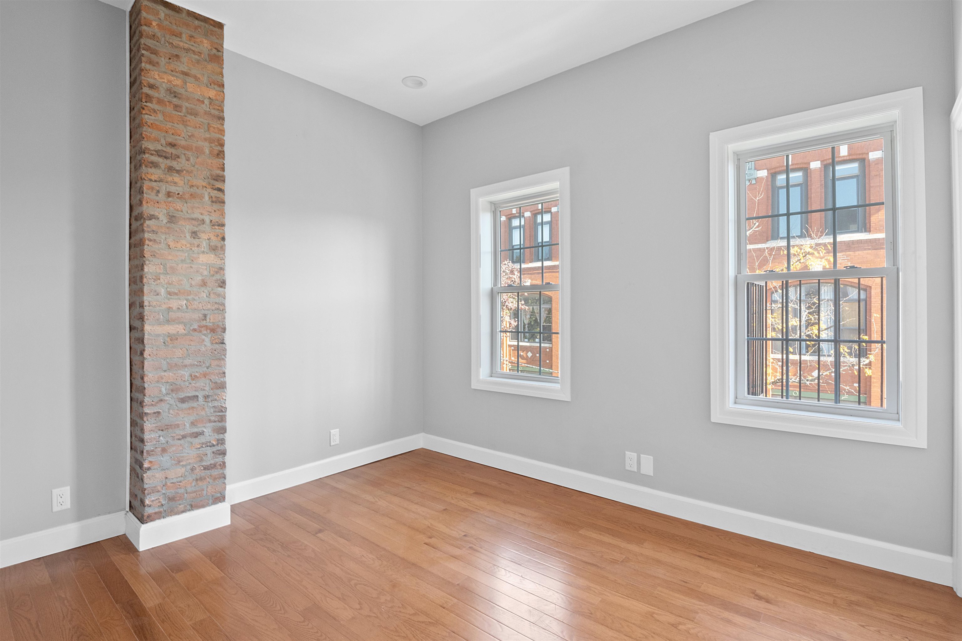 # 240020867 - For Rent in JERSEY CITY - Heights NJ