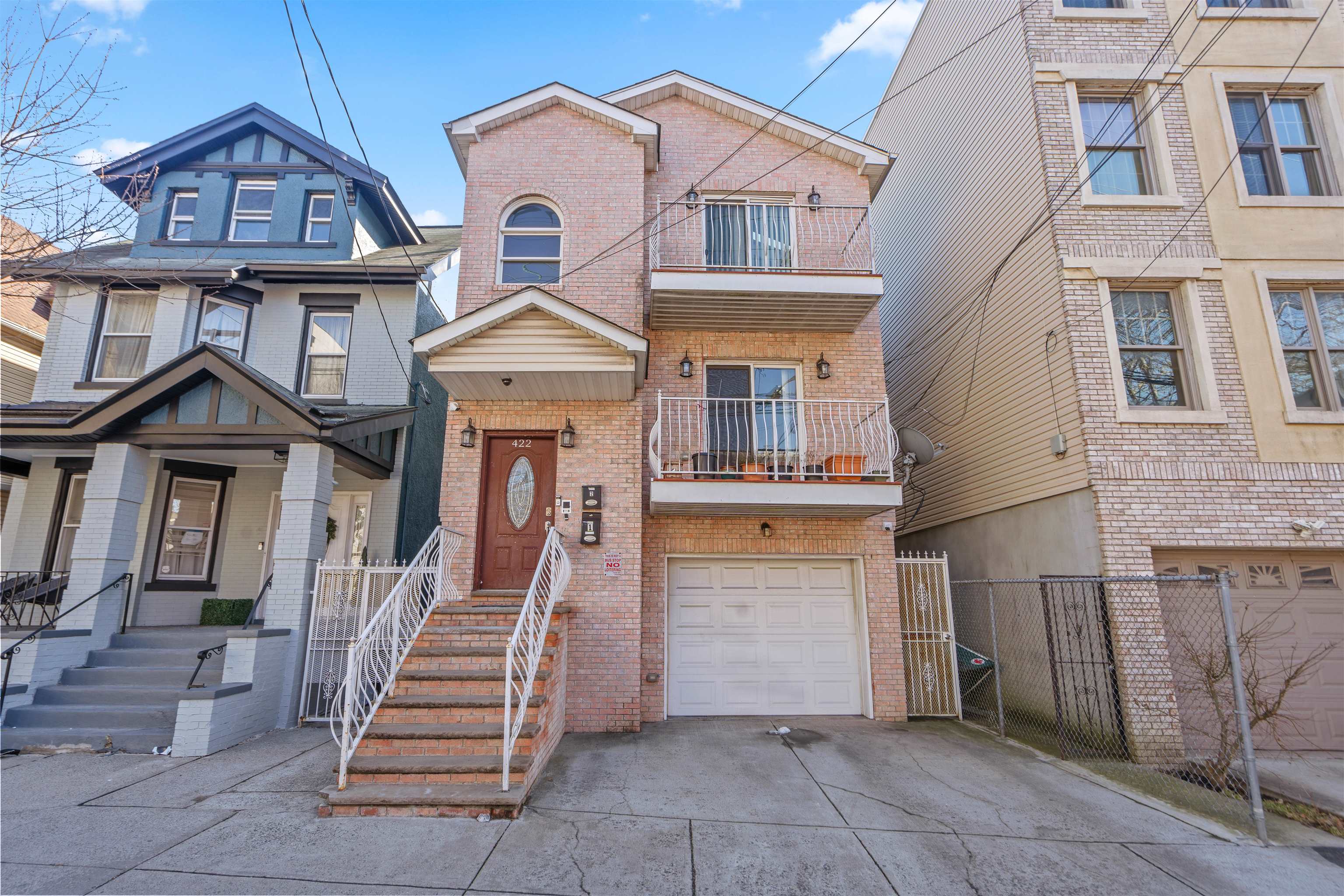 # 250002631 - For Rent in JERSEY CITY - West Bergen NJ