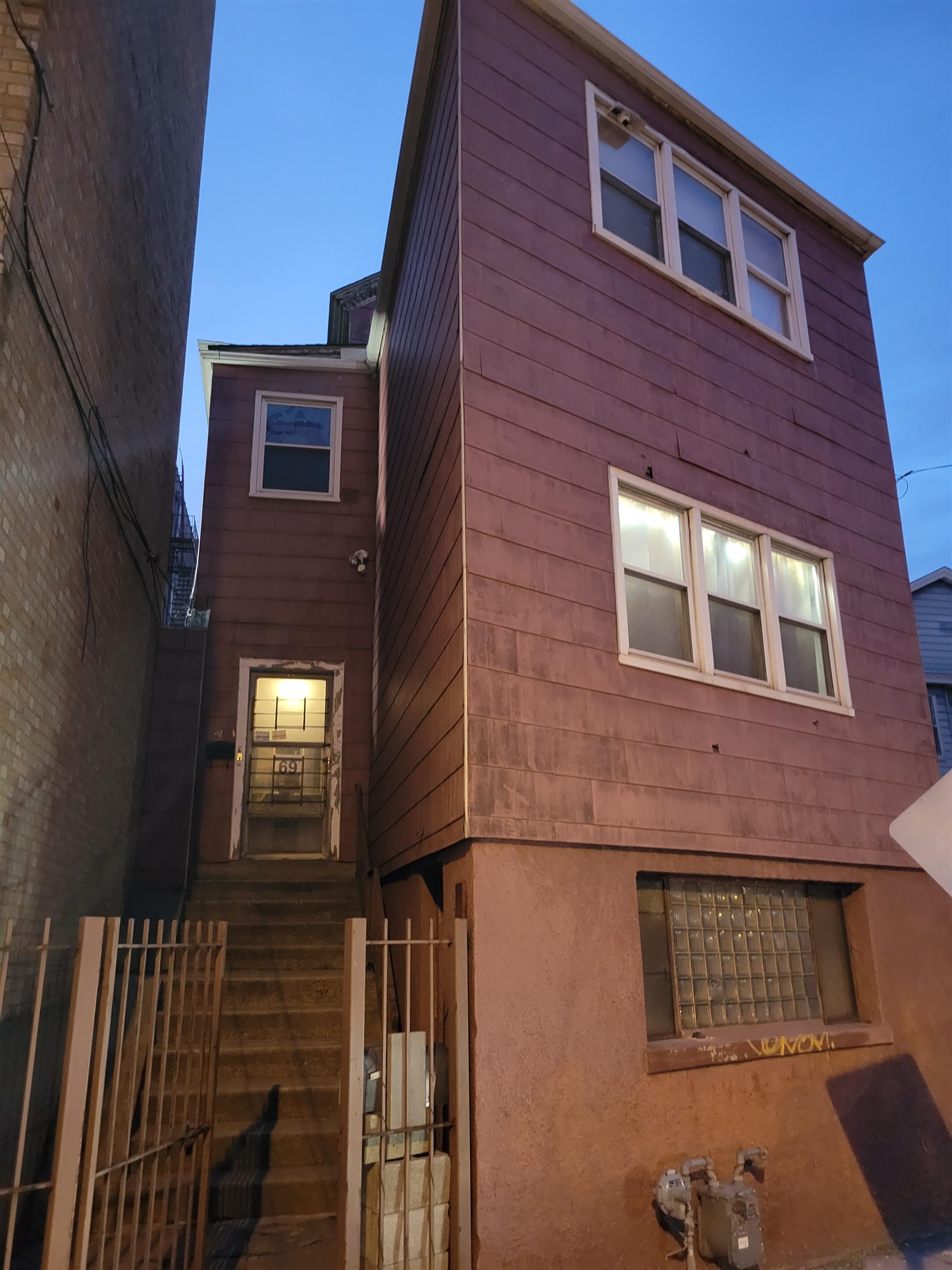 # 250003365 - For Rent in JERSEY CITY - Journal Square NJ