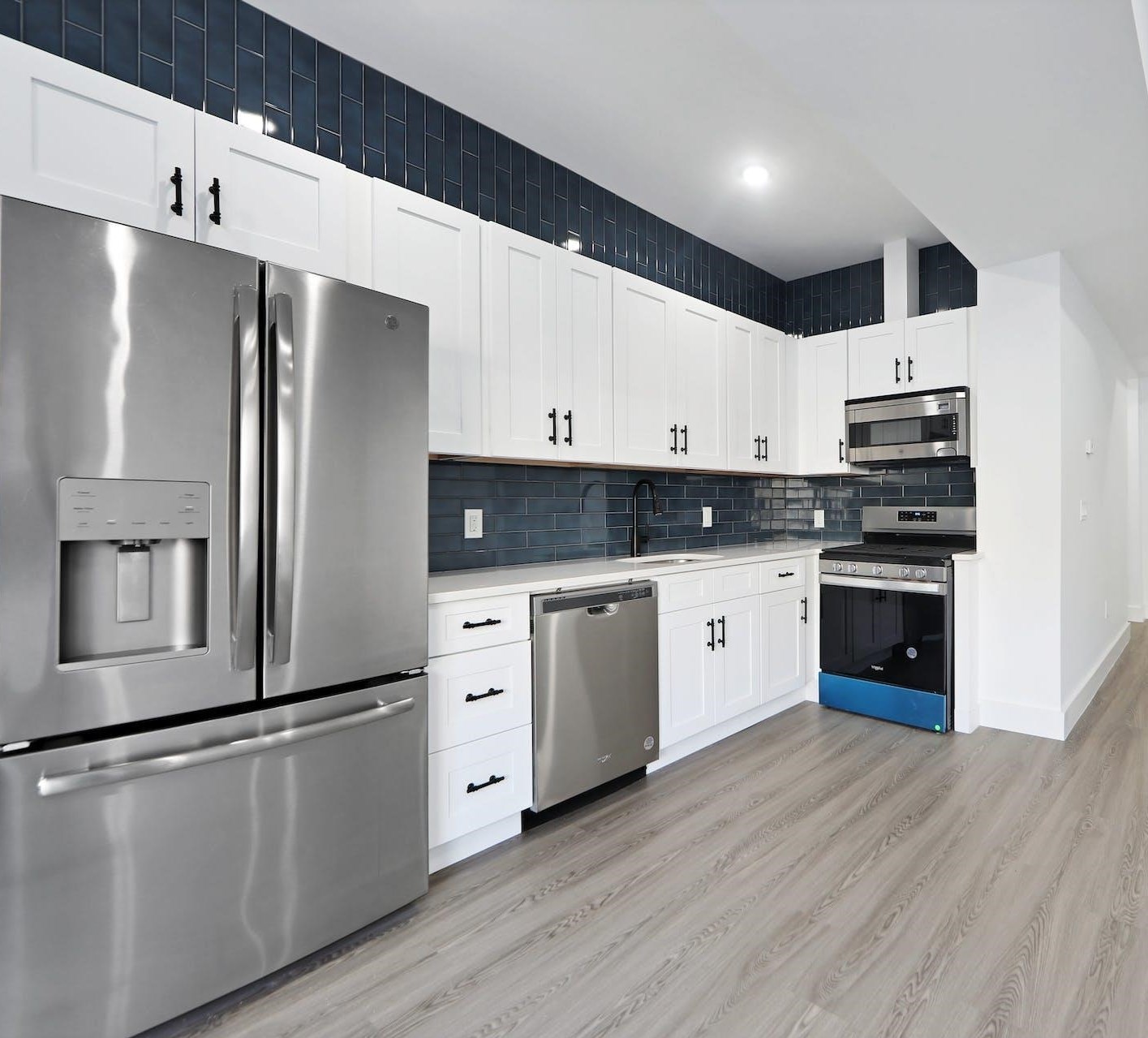 # 250003930 - For Rent in JERSEY CITY - Heights NJ