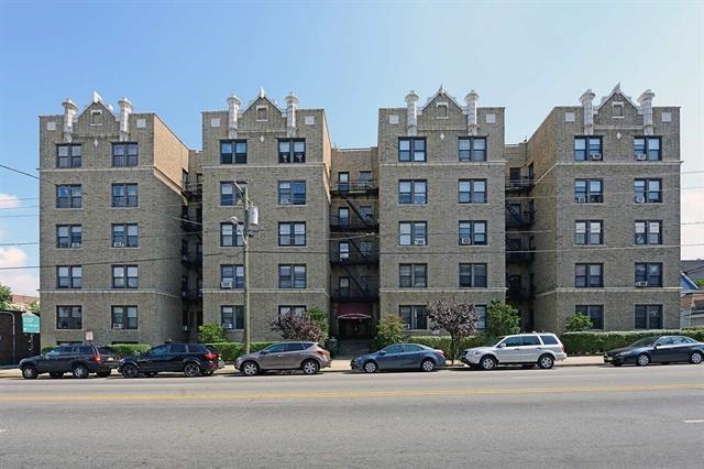 # 250004332 - For Rent in JERSEY CITY - Journal Square NJ
