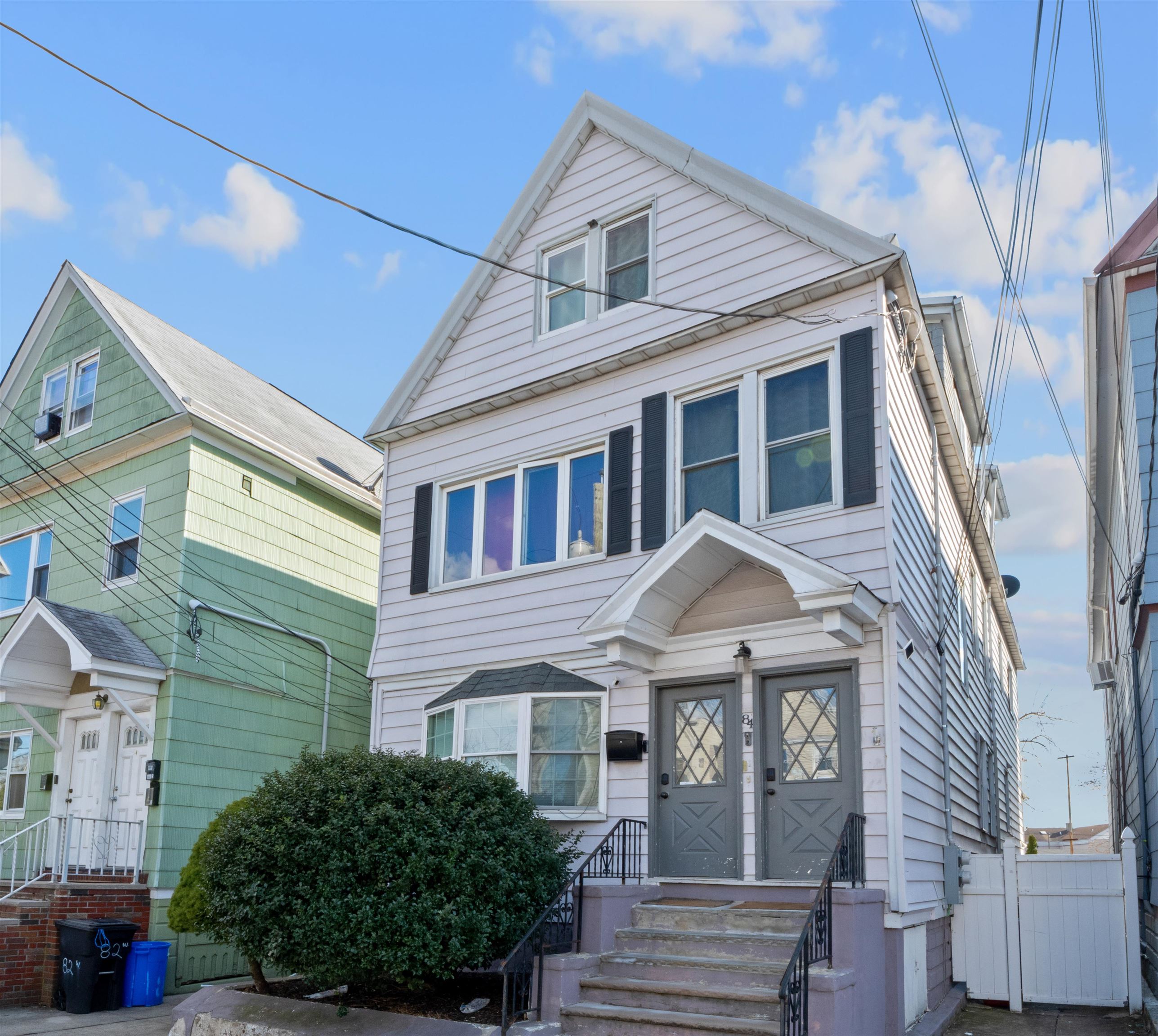 # 250004503 - For Rent in Bayonne NJ