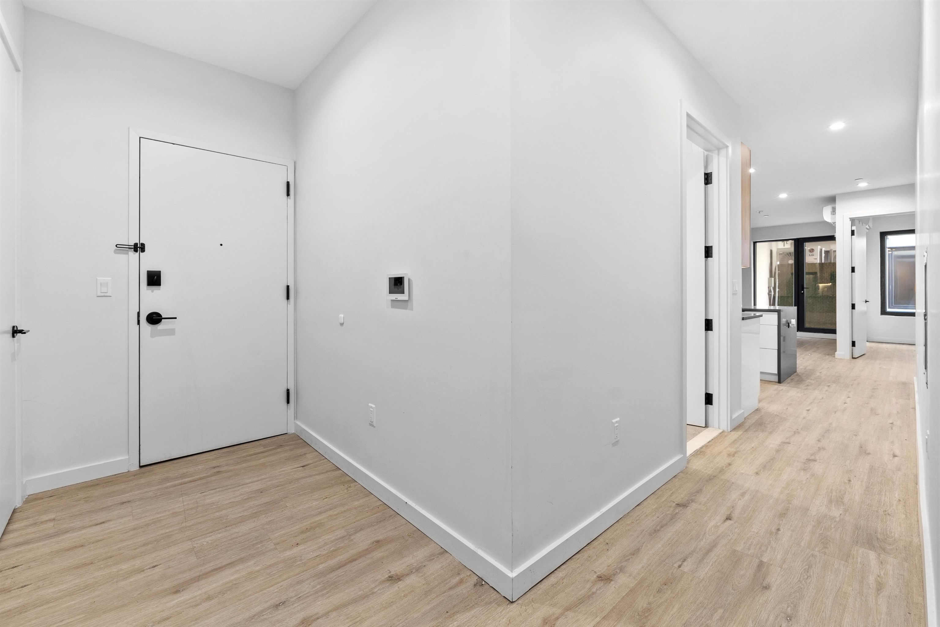 # 250004581 - For Rent in JERSEY CITY - Heights NJ