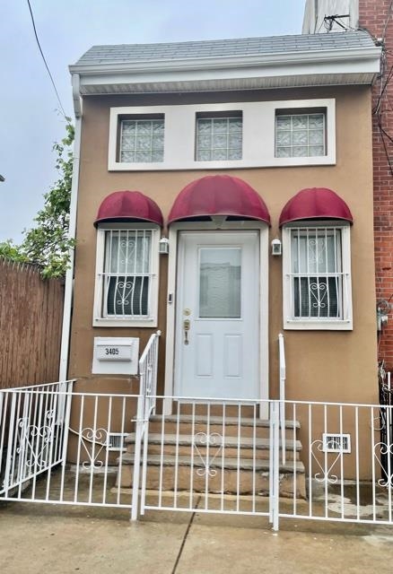 # 250005214 - For Rent in Union City NJ