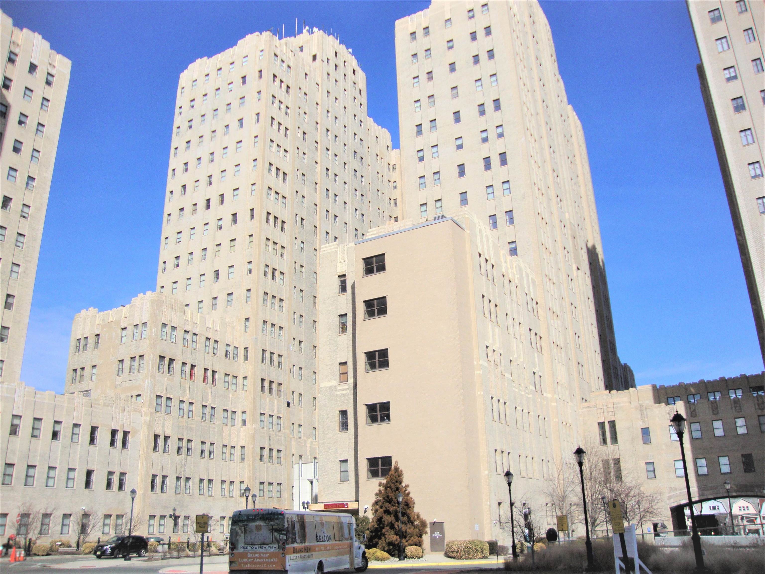# 250005346 - For Rent in JERSEY CITY - Bergen-Lafayett NJ