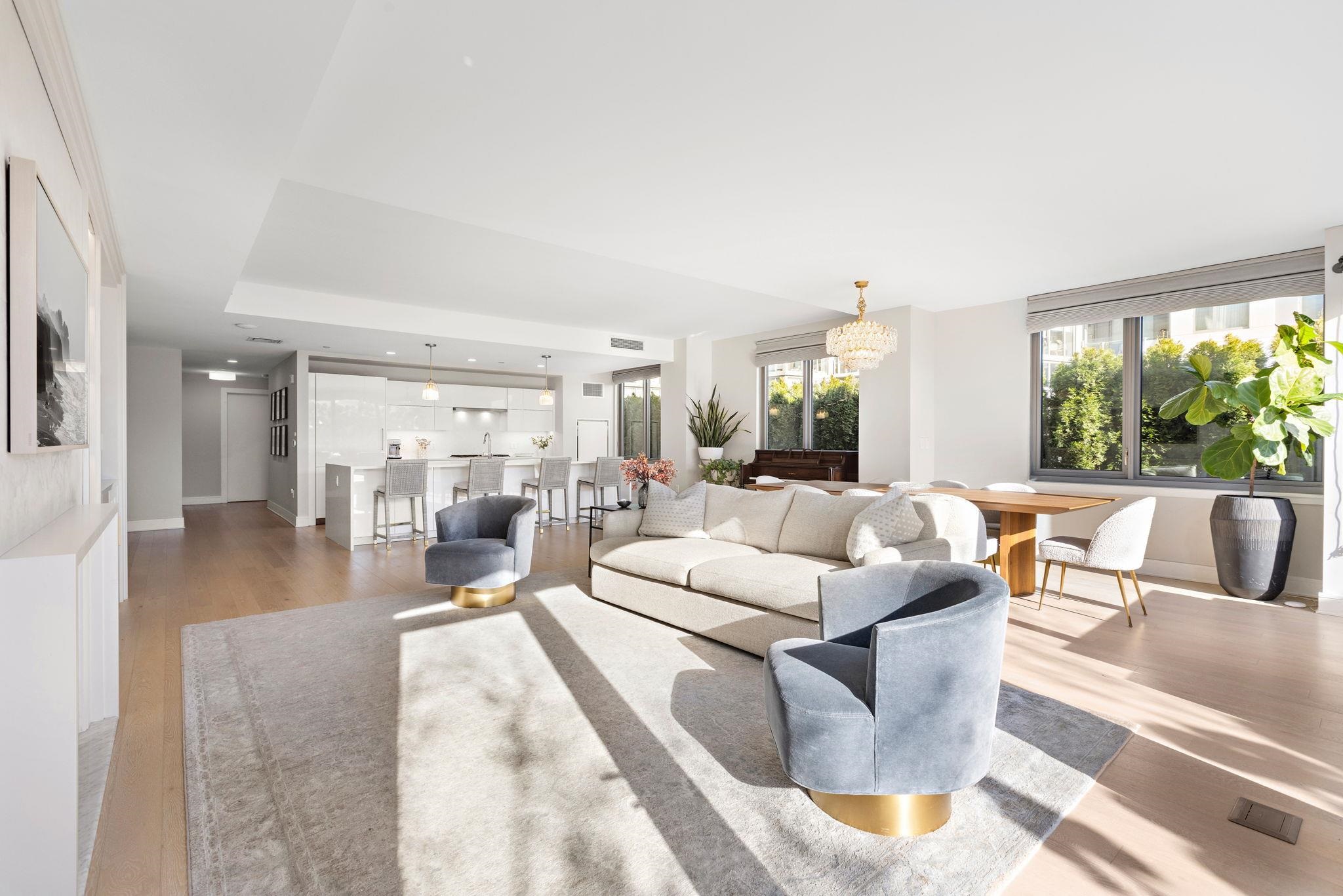 # 250005500 - For Rent in West New York NJ