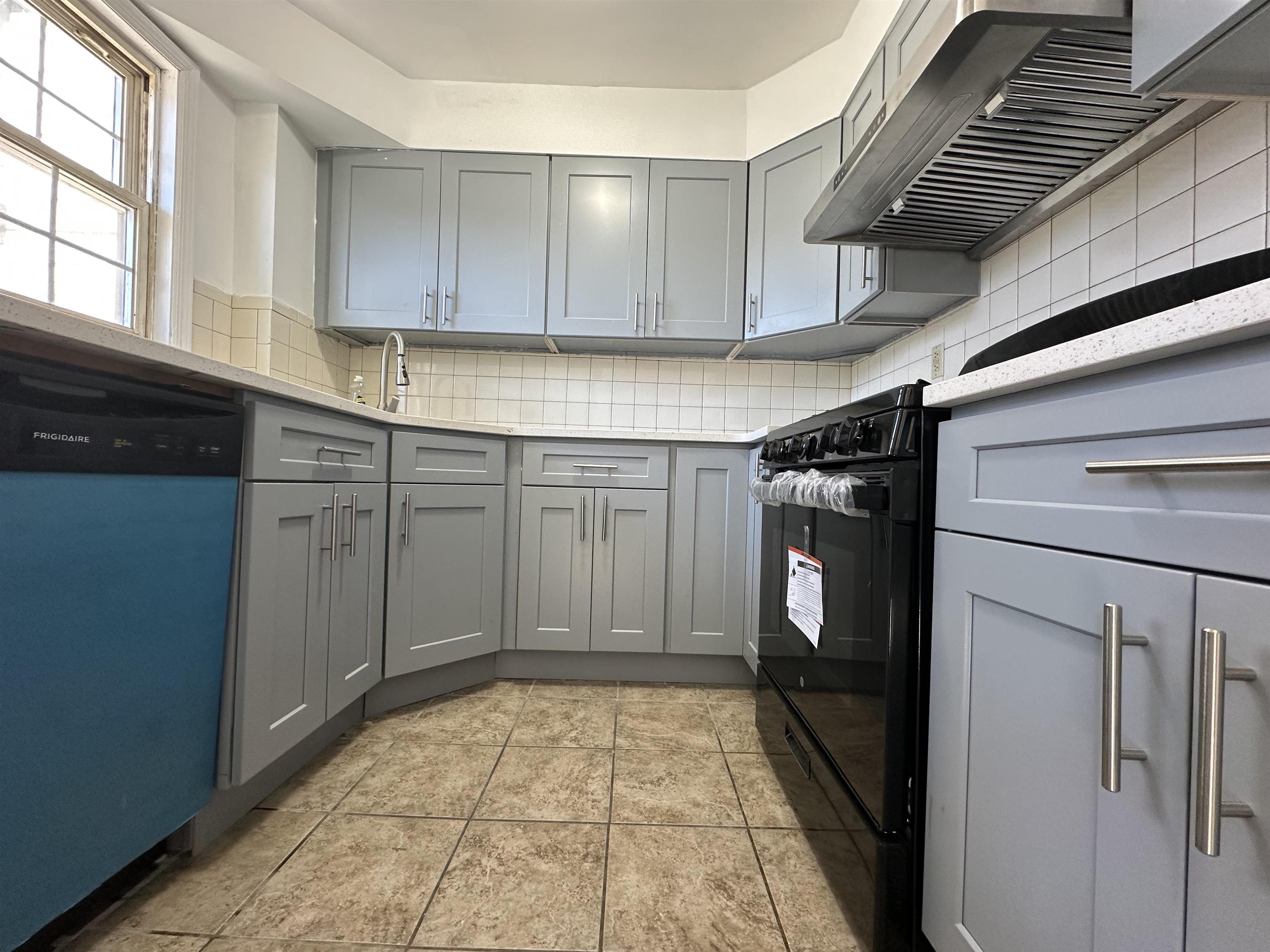 # 250005506 - For Rent in Bayonne NJ