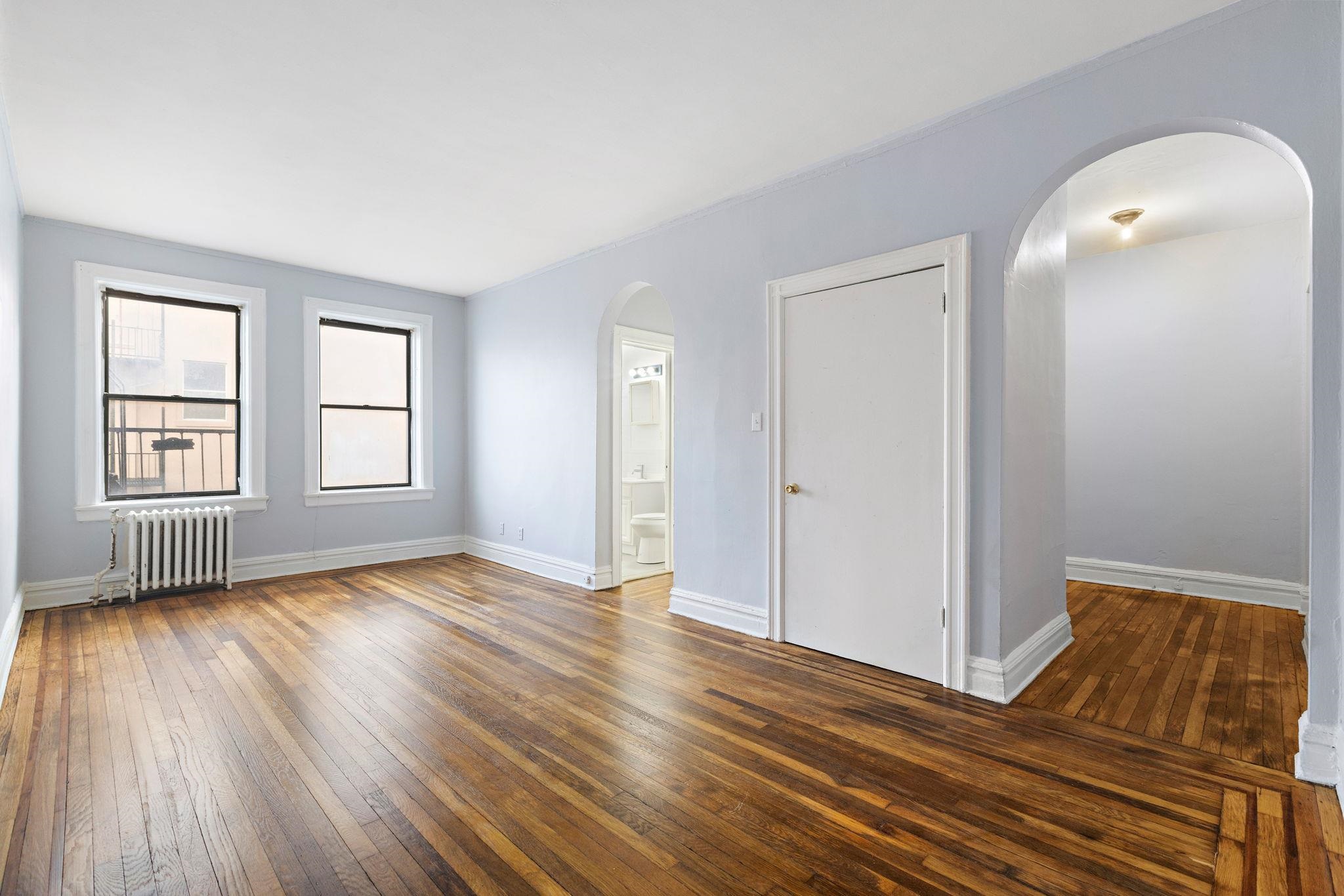 # 250005599 - For Rent in JERSEY CITY - Journal Square NJ