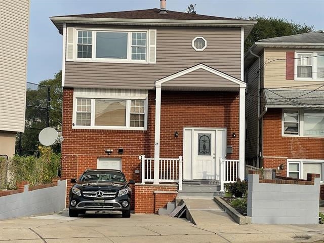 # 250005625 - For Rent in Bayonne NJ