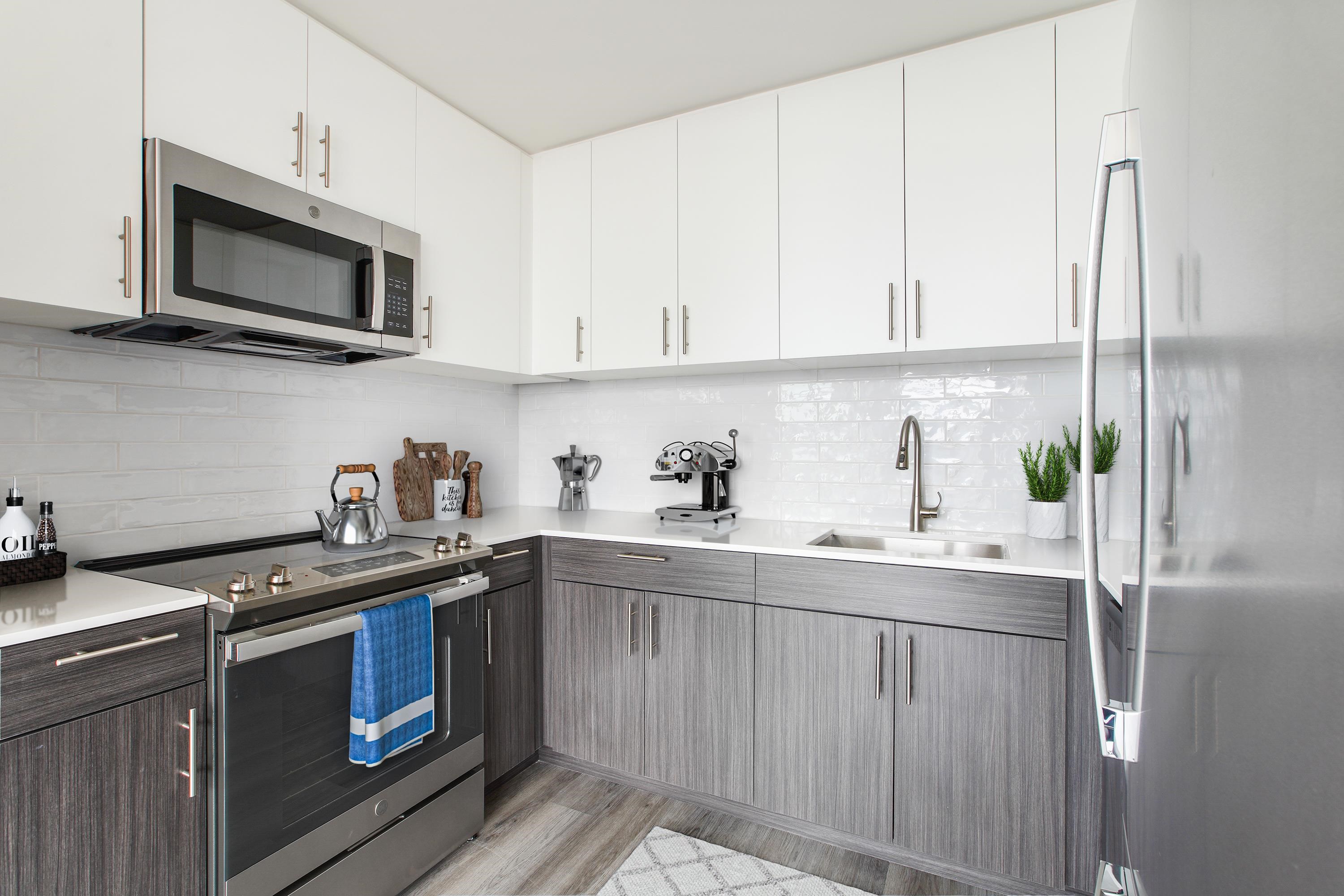 # 250005899 - For Rent in JERSEY CITY - Journal Square NJ
