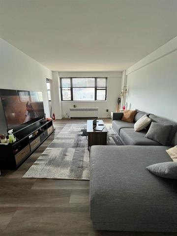 # 250006093 - For Rent in West New York NJ
