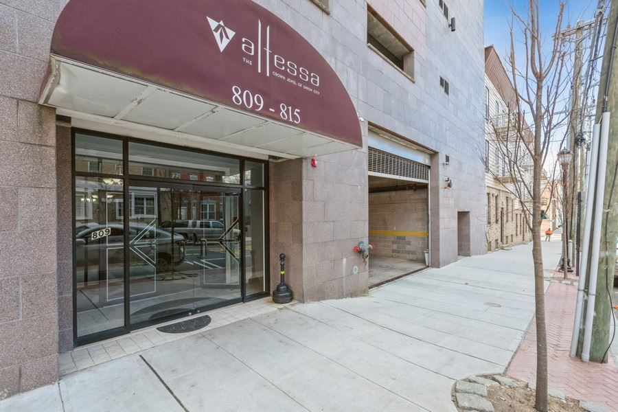 # 250006126 - For Rent in Union City NJ