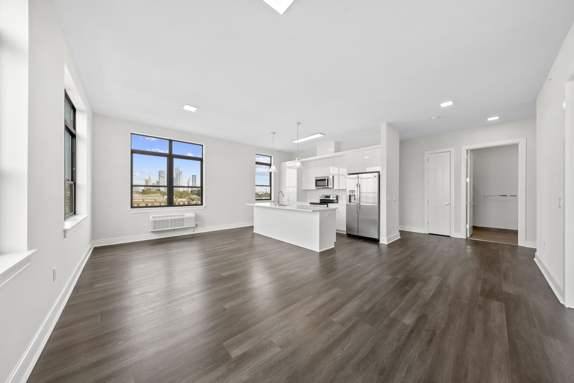 # 250006135 - For Rent in Union City NJ