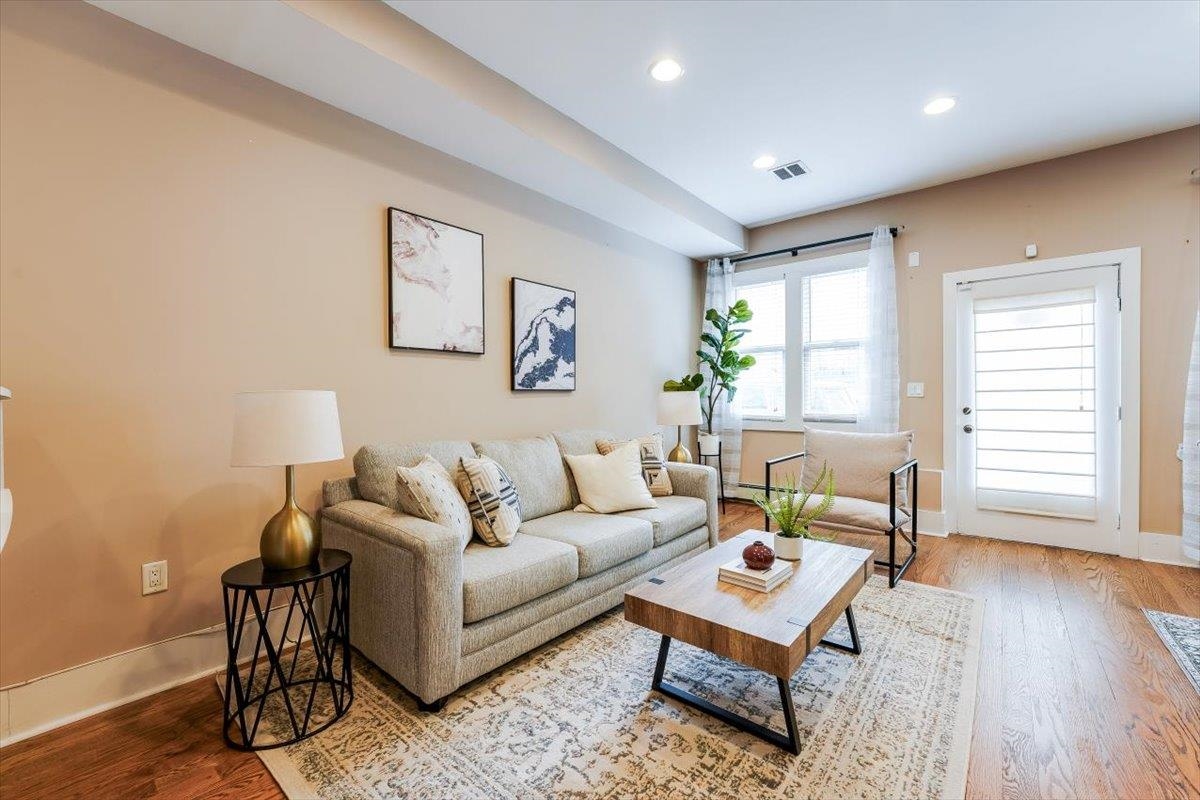 # 250006299 - For Rent in JERSEY CITY - Downtown NJ