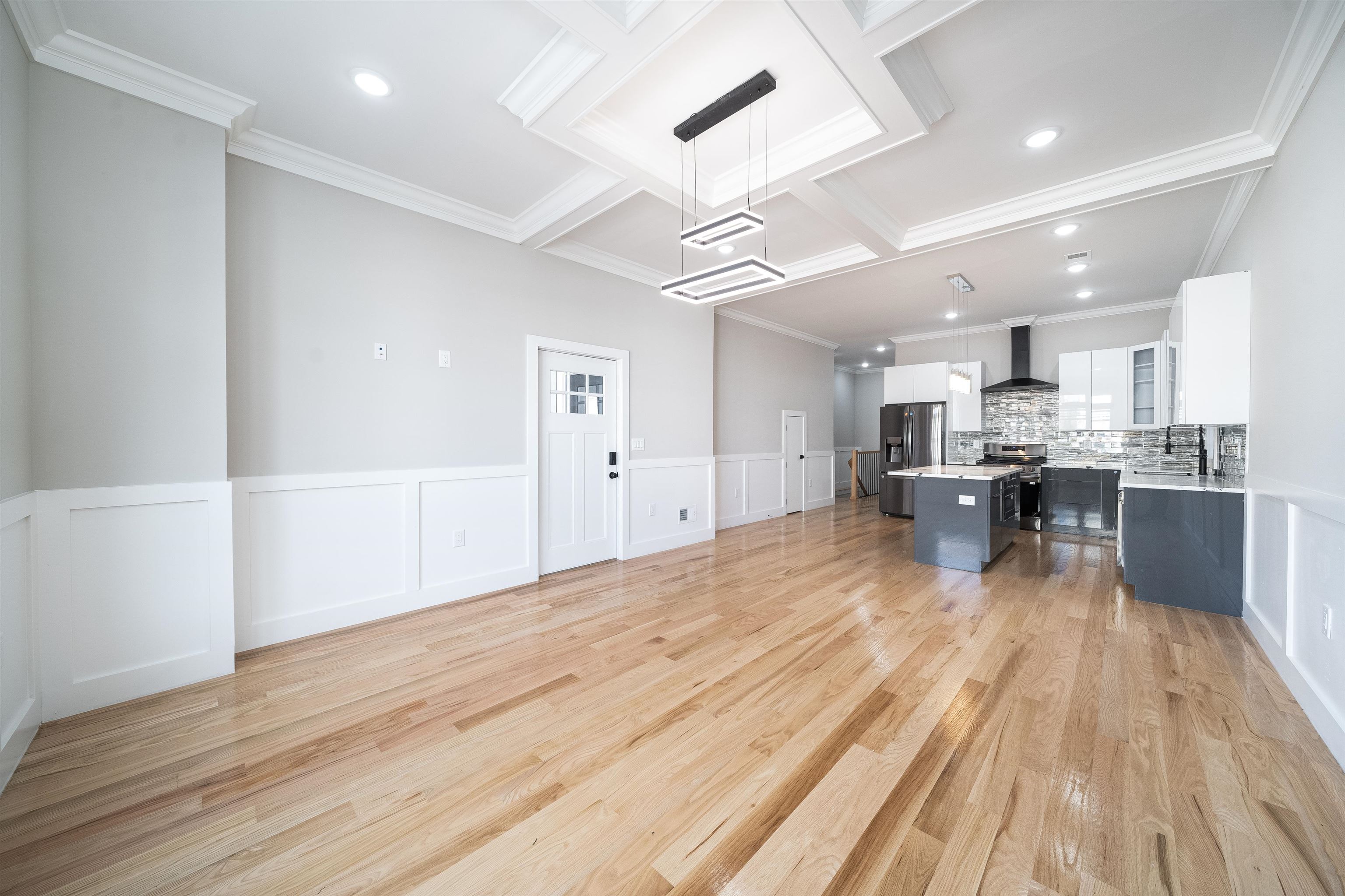 # 250006370 - For Rent in JERSEY CITY - Heights NJ