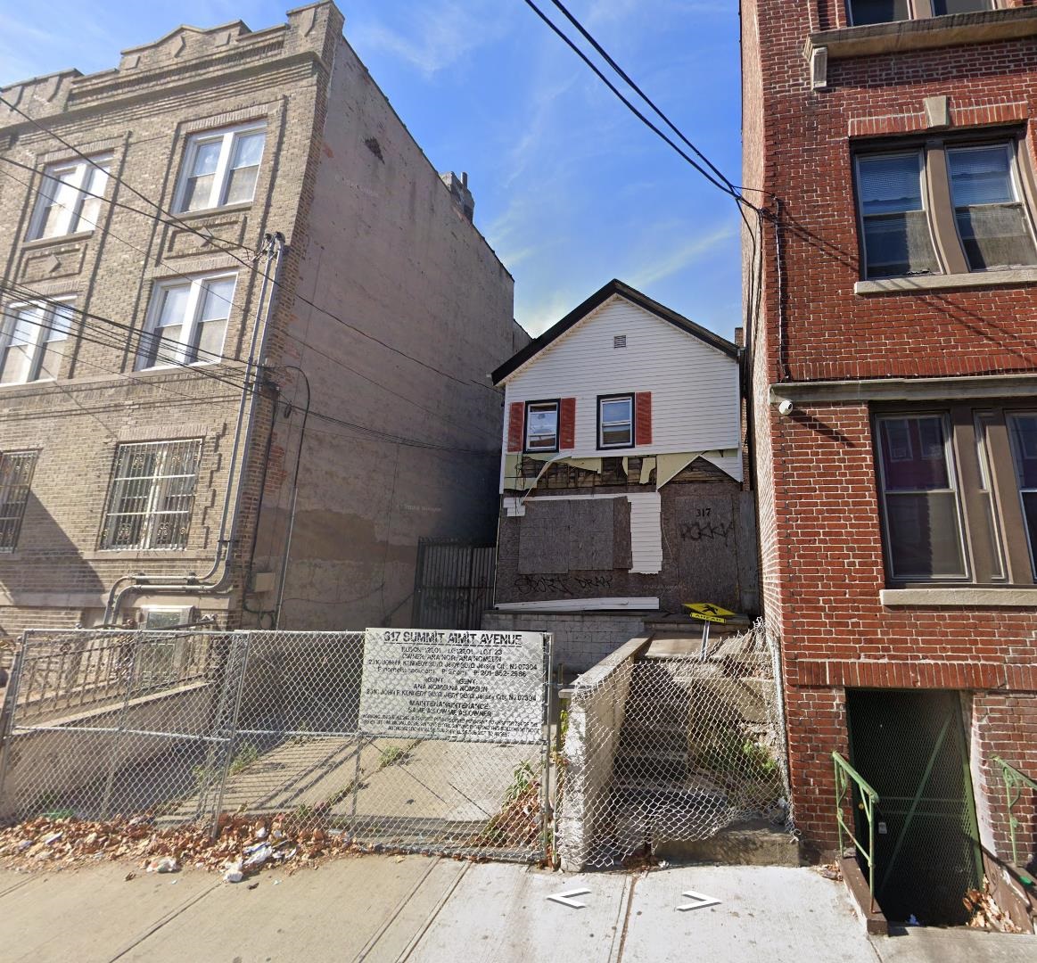 # 250006391 - For Rent in JERSEY CITY - Journal Square NJ