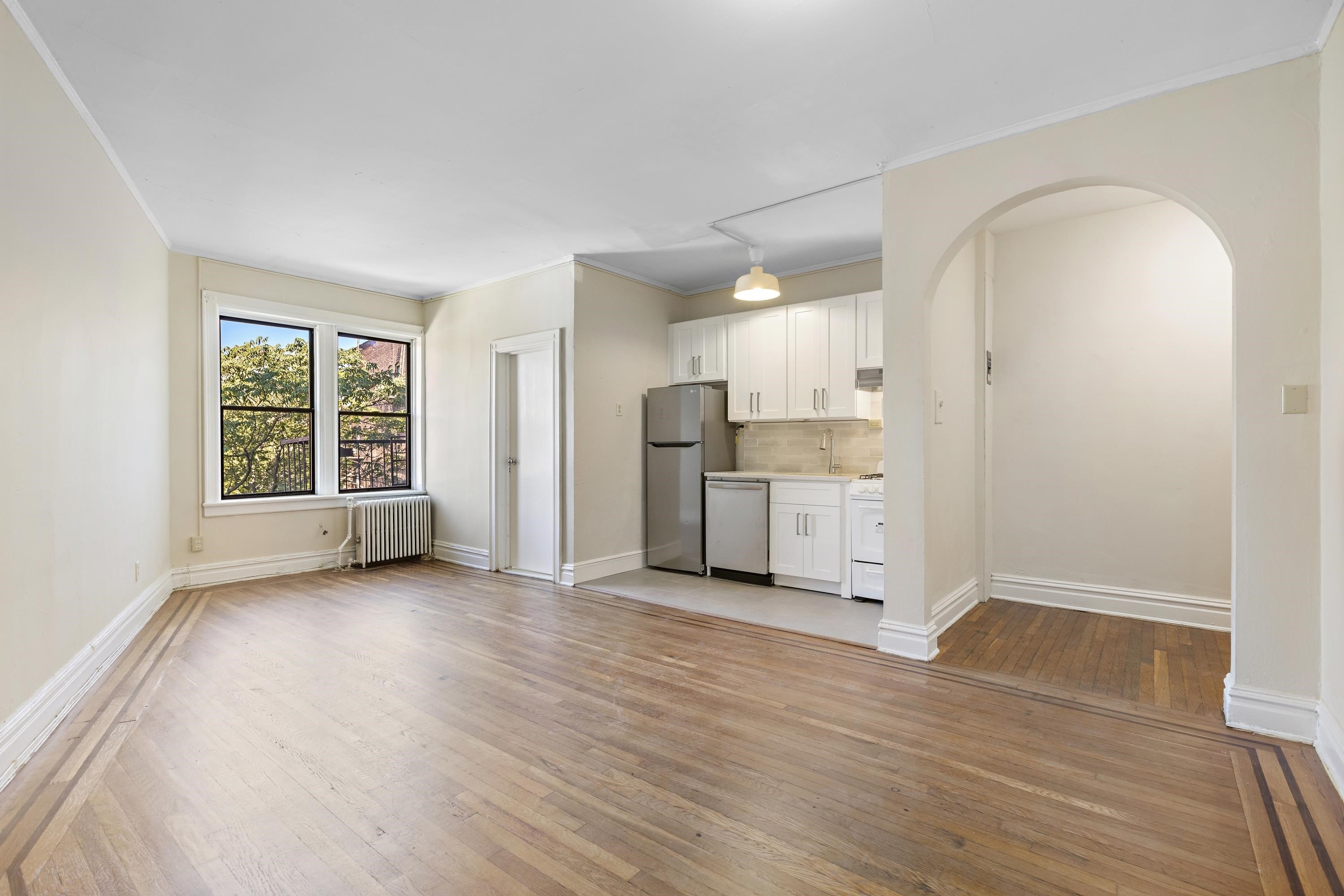 # 250006393 - For Rent in JERSEY CITY - Journal Square NJ