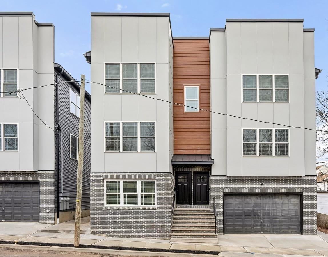 # 250006471 - For Rent in Newark NJ