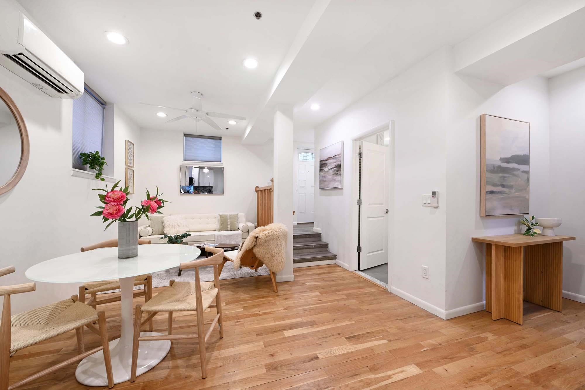 # 250006495 - For Rent in JERSEY CITY - Journal Square NJ