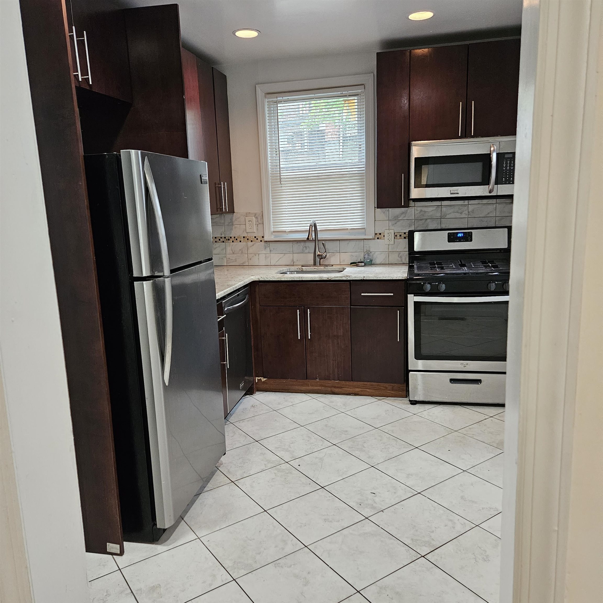 # 250006556 - For Rent in JERSEY CITY - Journal Square NJ