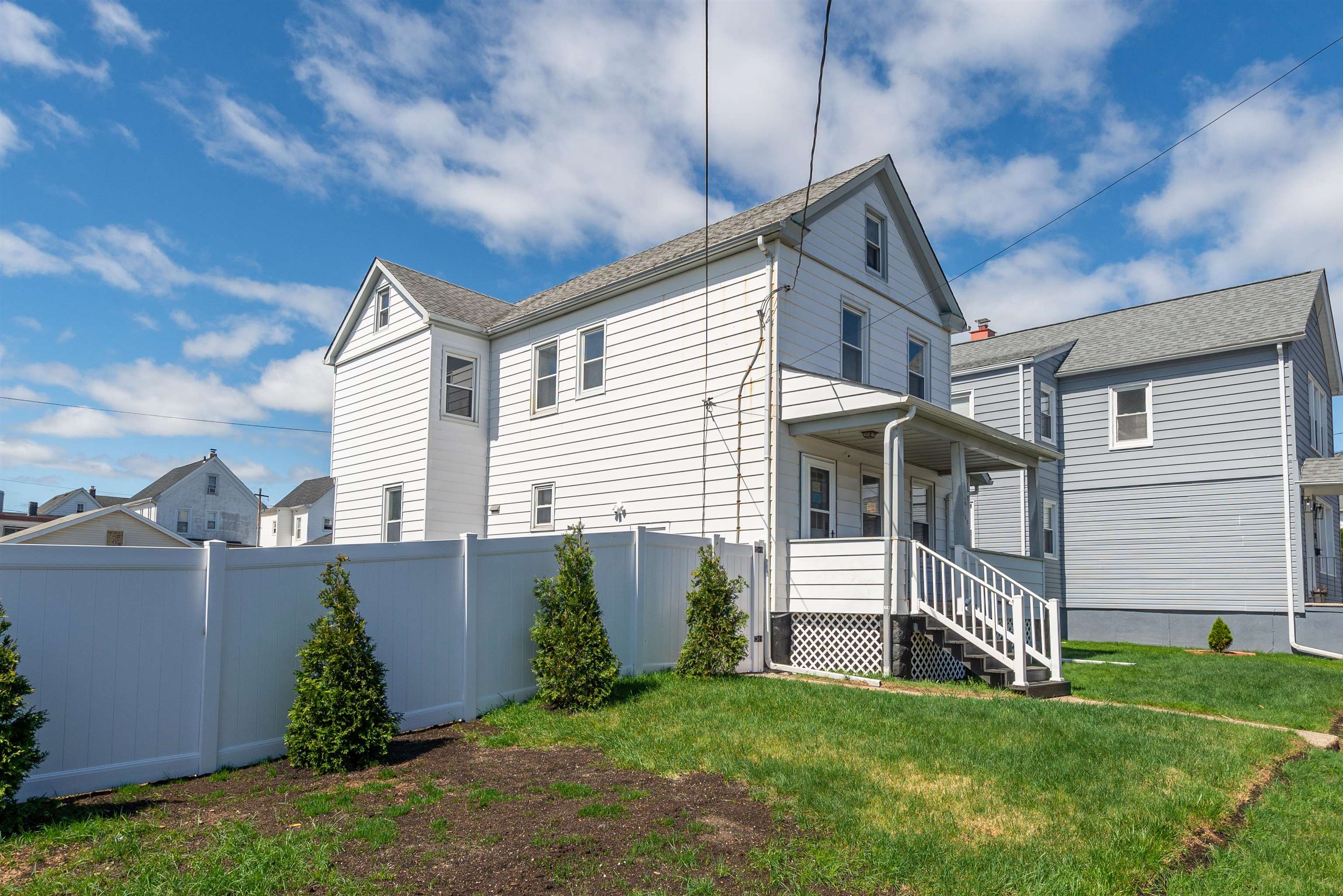 # 250006654 - For Rent in Lodi NJ