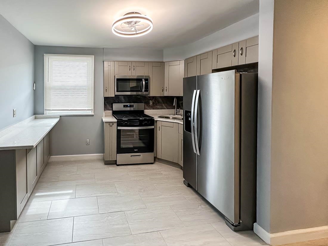 # 250006686 - For Rent in Bayonne NJ