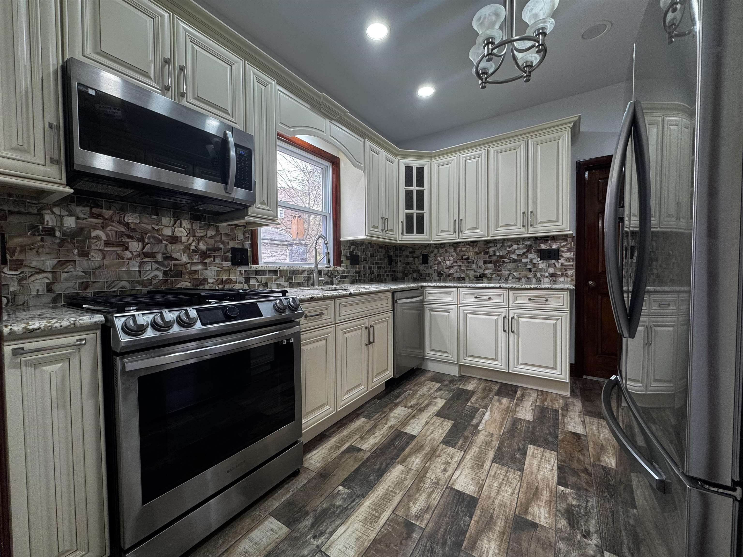 # 250006711 - For Rent in JERSEY CITY - Journal Square NJ