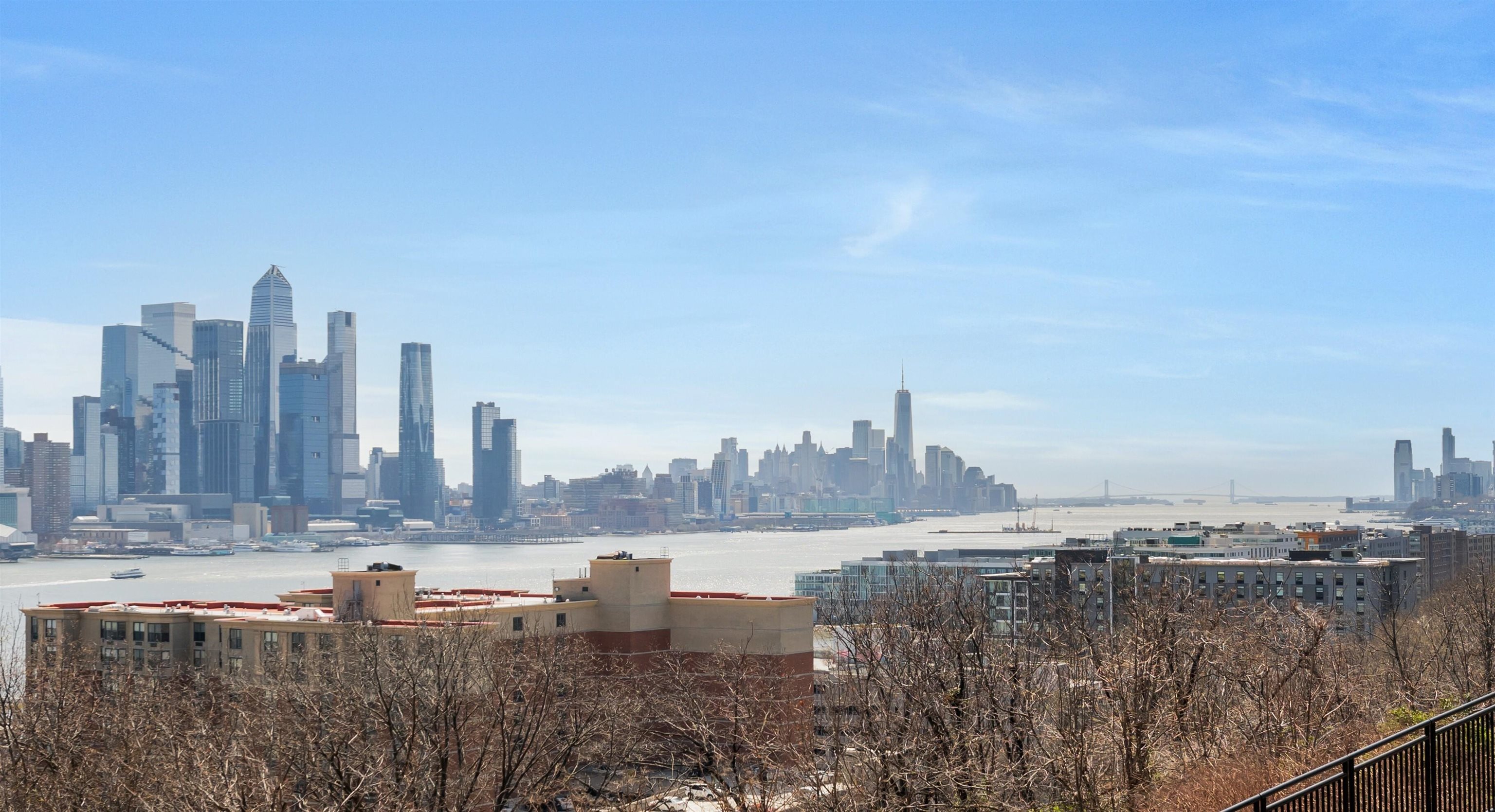 # 250006722 - For Rent in West New York NJ
