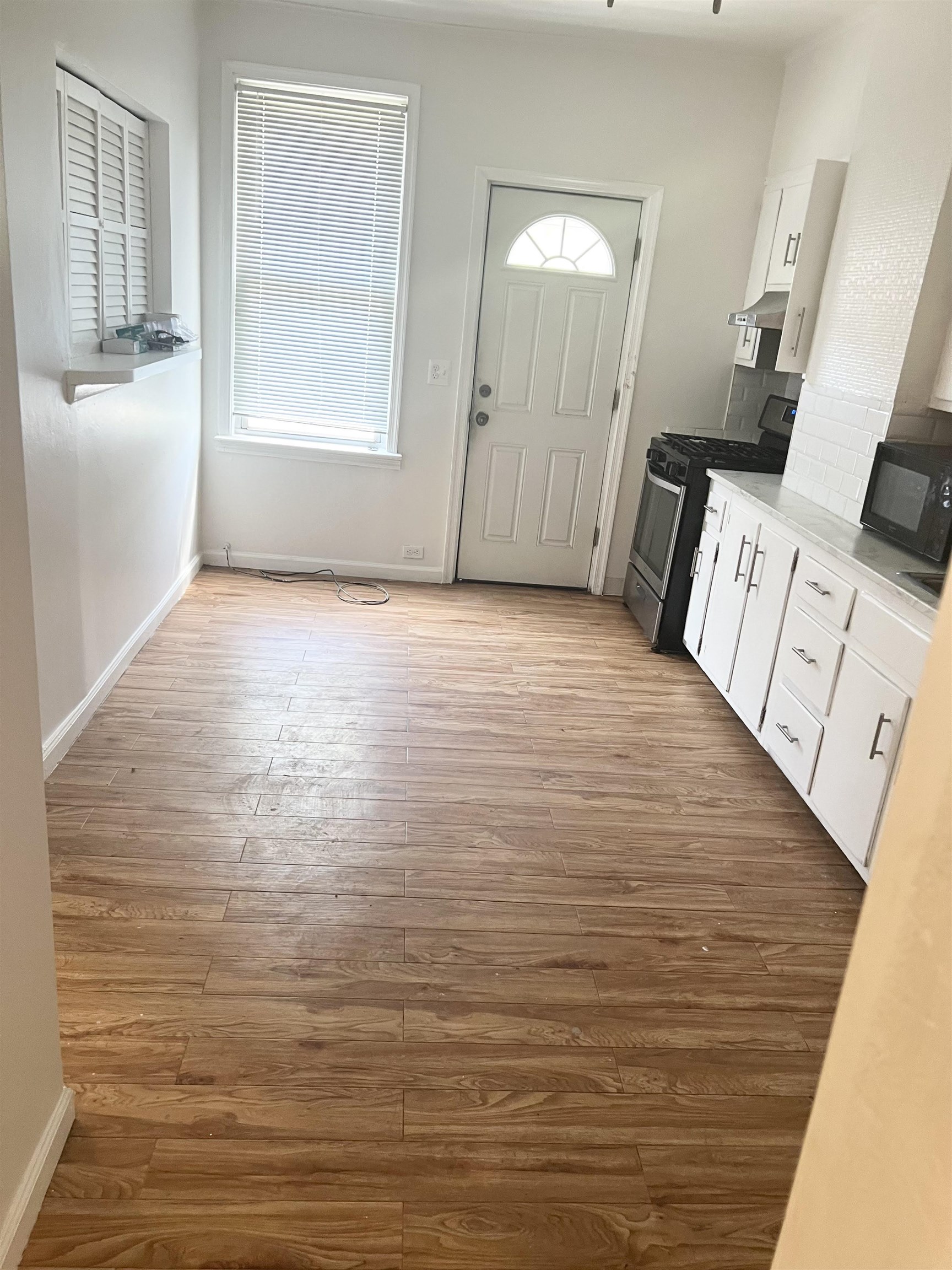 # 250006757 - For Rent in JERSEY CITY - West Bergen NJ